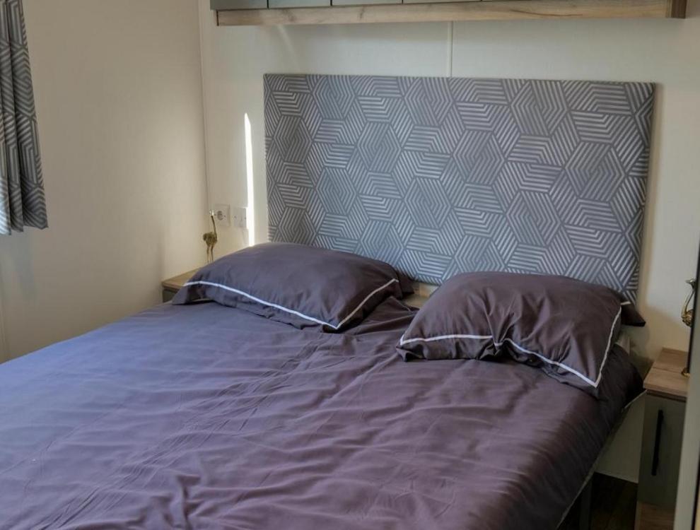 Camping Zavelbos Superior Chalet Maaseik Esterno foto